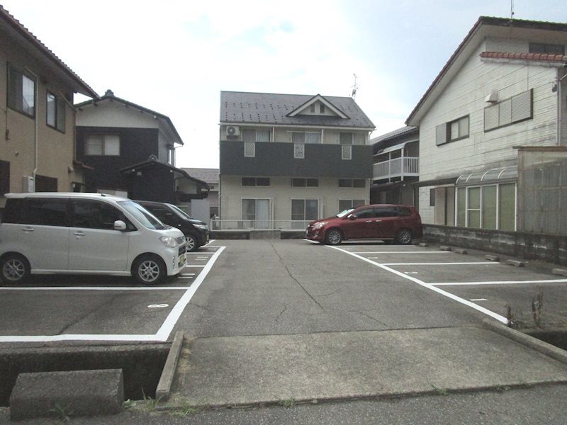 アップルハウス長坂台 駐車場