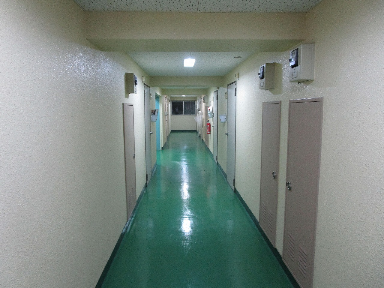 エース105 3階共用廊下