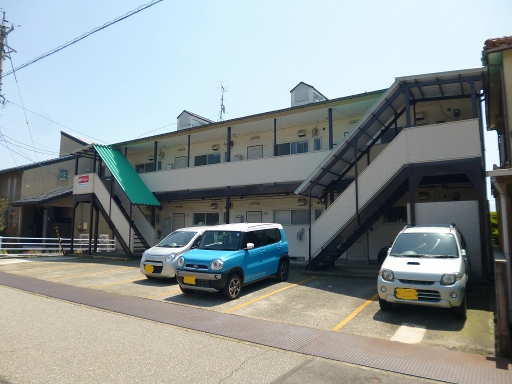 M・アベニュー 駐車場
