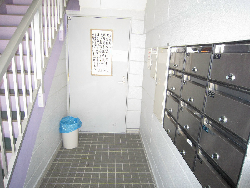 雅105 エントランス